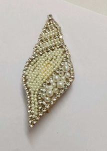 Pearl Conch Shape Clip