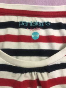 Pantaloon Junior T-shirt