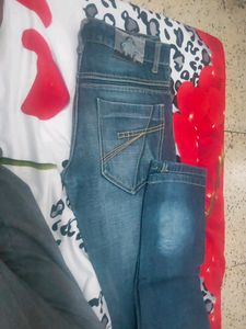 Rs 150 Only - Men Jeans 30 Hardy Boys Off Black