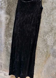 2.5.1 BLACK COWL NECK LONG BODYCON