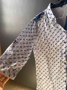 WoMen&#39;s Patterned Button-Down Shirt