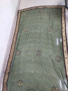Olive 🫒 Colour Saree Without Blouse