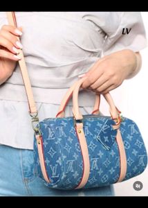 LOUIS VUITTON PETITE MALLE SOUPLE SLING WD BOX