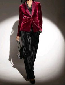 🇰🇷 Velvet Luxurious Jacket