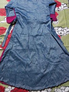 women anarkali kurta