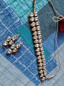 Necklace Pic Western