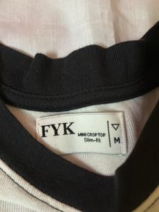 Y2K Crop Top🎀