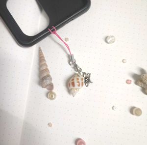 Seashell Phone Charm 𓆉