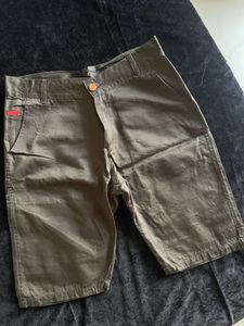 Levi’s Bermuda Shorts