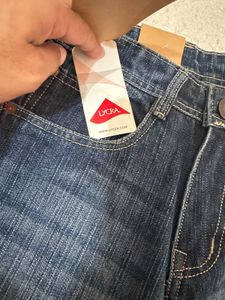 28 Waist Baggy Fit