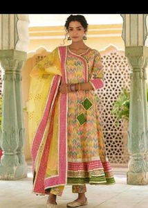 Elegant Kurta Set &amp; Dupatta