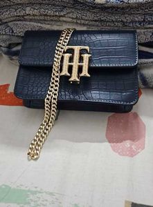 TH Sling Bag