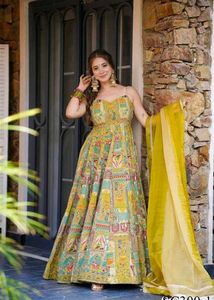**Padded Full Stiched Gown**