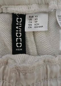 H&amp;M Pleat- Detailed Flared Joggers