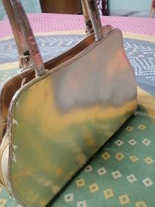 Vry Pretty Handbag