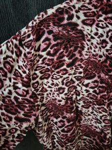 Leopard Print Levi&#39;s Shirt