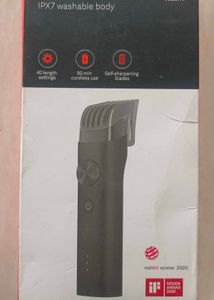 Mi Beard Trimmer IPX7 Washable Body