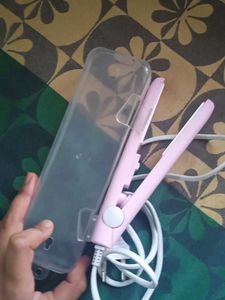 Mini Hair Straightener