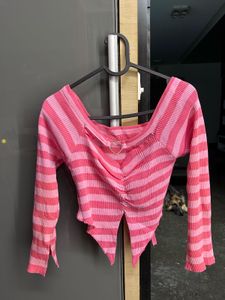 Cut Out Pullover T-shirt