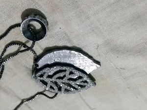 Leaf Pendant Necklace And Eiffel Tower Chain