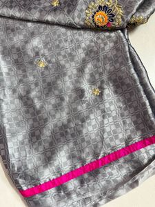 Grey Embroidered Saree no blouse