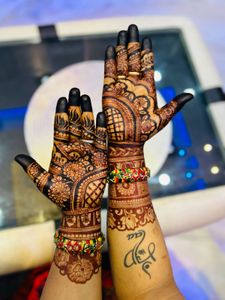 Mehndi Cones