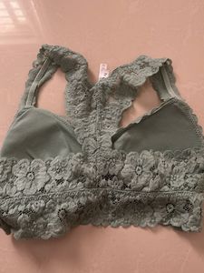 Lace Padded  Brallette