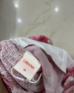 New Urbanic Sweetheart Neck Pink Top Looks Veryhot