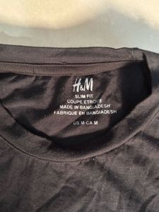 Black H&amp;M T-Shirt