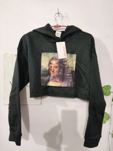 Black Crop Pullover Sweatshirt