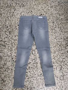 Grey Ankle Length Jeans