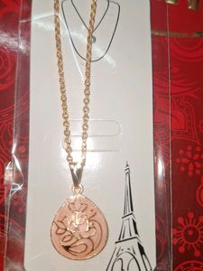 Gold Chain Necklace with Pink Teardrop Pendant