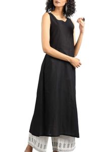 Sleeveless Black Dress