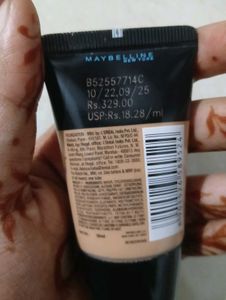 Maybelline Fit Me Foundation - 230 Natural Buff