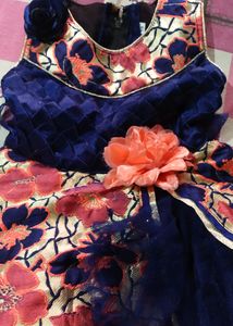 Size 18 For 1 Or 2 Years Old Girls Frok Dress Soft Georgette Cloth Material With Flowers