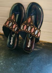 Trendy Black Flats For Women