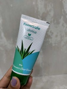 Lipbalm And Aloe Vera Gel