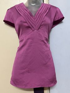 Banana Republic Branded Purple V-Neck Top
