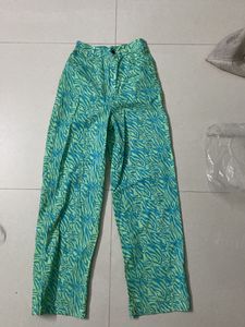 Straight cut jeans