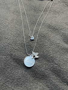 Double chain Silver necklace.