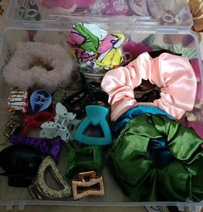 23 Hair Clip Bundle With 6 Scrunchies