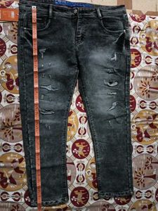 A Baggy Jeans pant