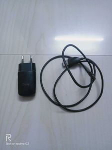 HTC ORIGINAL MOBILE CHARGER