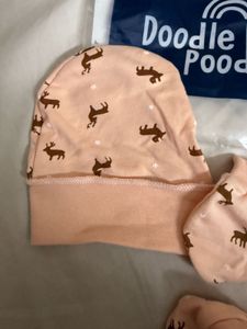 Set Of Cap Socks And Mittens For New Born