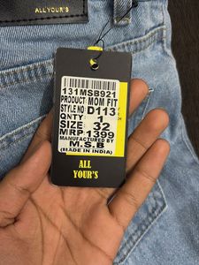 Light Wash Straight Leg Jeans