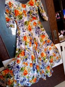 Beautiful Shiny✨✨ Soft  Floral Gown 🌹🌹