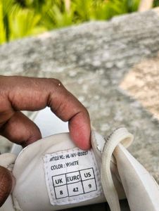 Highlander White Casual Sneakers