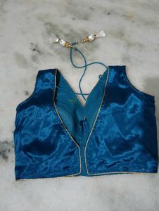 Geometric Saree with stitched Blouse