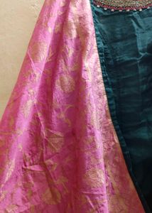 Emerald Green Embroidered Kurti Full Set