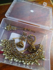 Jewellery Set With Waist Belt